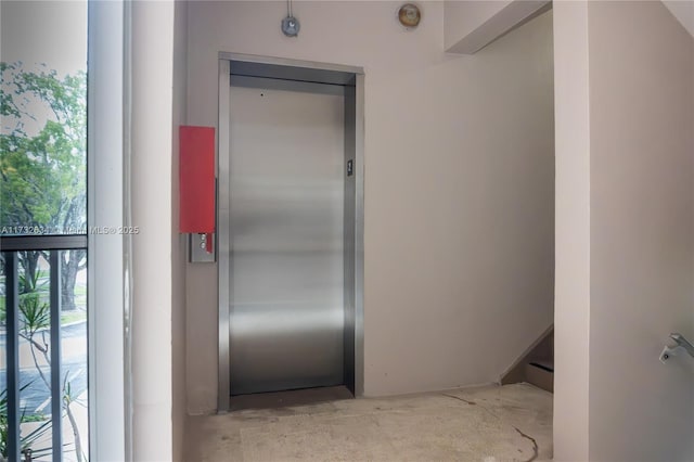 property entrance featuring elevator