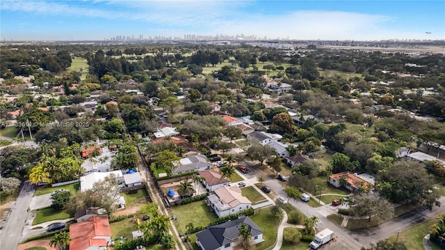 bird's eye view with a view of city