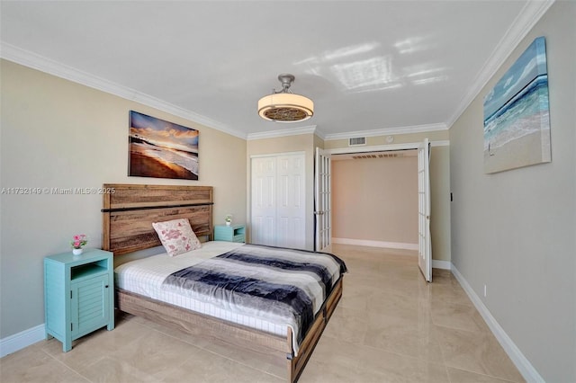 bedroom with baseboards, light tile patterned flooring, visible vents, and crown molding