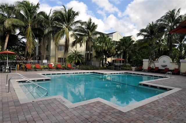 5740 Rock Island Rd Unit 274, Tamarac, FL 33319 - community pool featuring fence and a patio