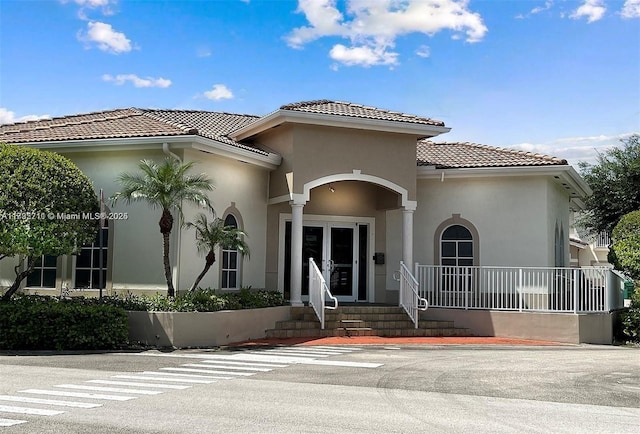 view of mediterranean / spanish-style house