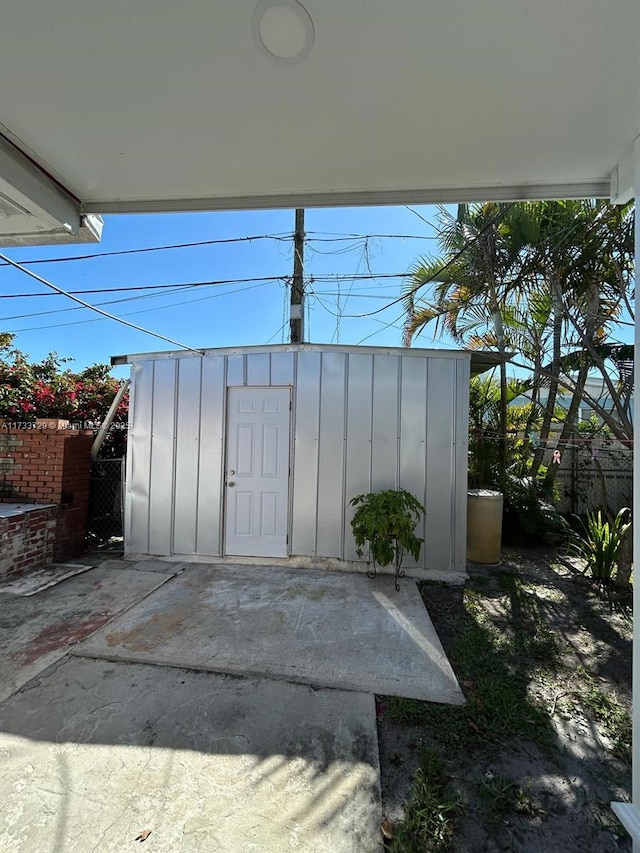 view of outbuilding