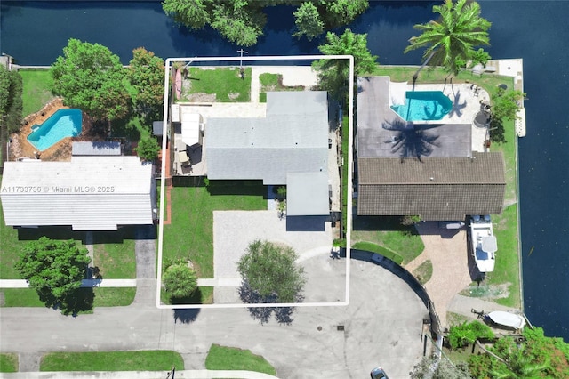 2720 SW 19th St, Fort Lauderdale, FL 33312 - aerial view of property's location with a pool area and property parcel outlined
