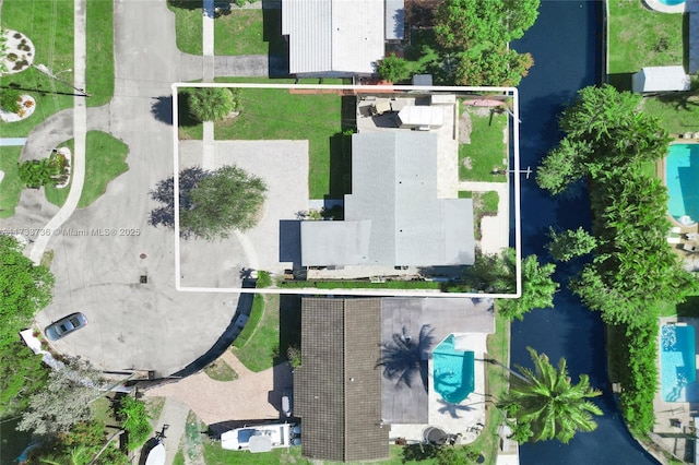 2720 SW 19th St, Fort Lauderdale, FL 33312 - aerial view of property's location with a pool and property boundaries highlighted