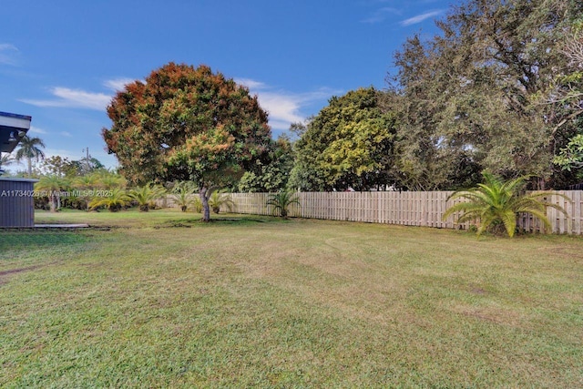 view of yard featuring fence