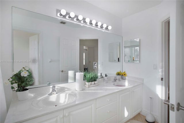 bathroom with vanity