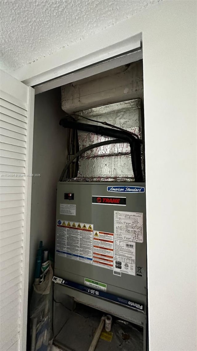 16950 W Dixie Hwy Unit A429, North Miami Beach, FL 33160 - utilities with heating unit