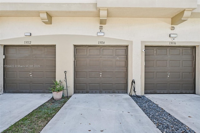 13114 SW 44th St Unit 2204, Miramar, FL 33027 - view of garage