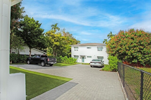 view of front of house with a front yard