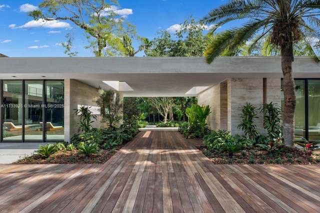 4040 Kiaora St, Miami, FL 33133 - view of wooden deck
