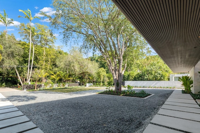 4040 Kiaora St, Miami, FL 33133 - view of yard with view of scattered trees