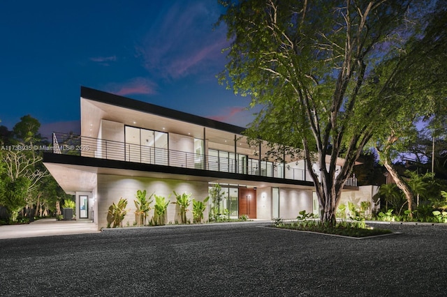 4040 Kiaora St, Miami, FL 33133 - view of building exterior
