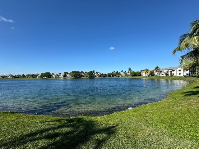 view of front of home with a front lawn