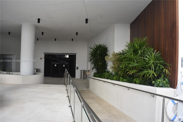 6365 Collins Ave Unit 1901, Miami Beach, FL 33141 - view of corridor