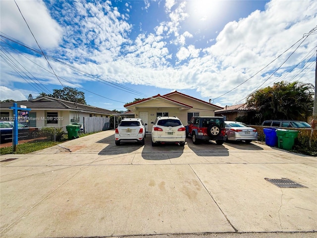 view of front of property