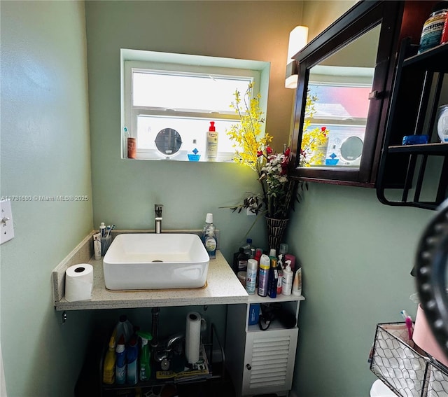 bathroom with vanity