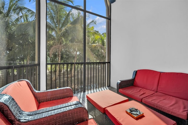 view of sunroom / solarium