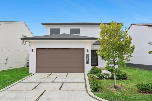 view of front of house with a front yard