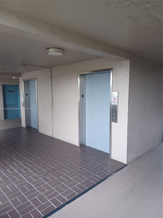 1001 Colony Point Cir Unit 220, Pembroke Pines, FL 33026 - interior space with elevator