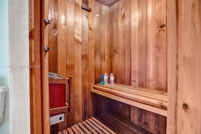 view of sauna / steam room