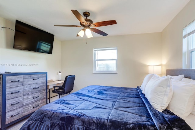 bedroom featuring ceiling fan