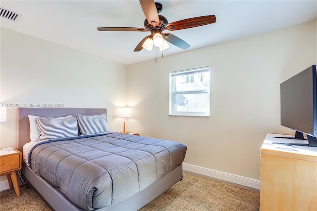 bedroom featuring ceiling fan