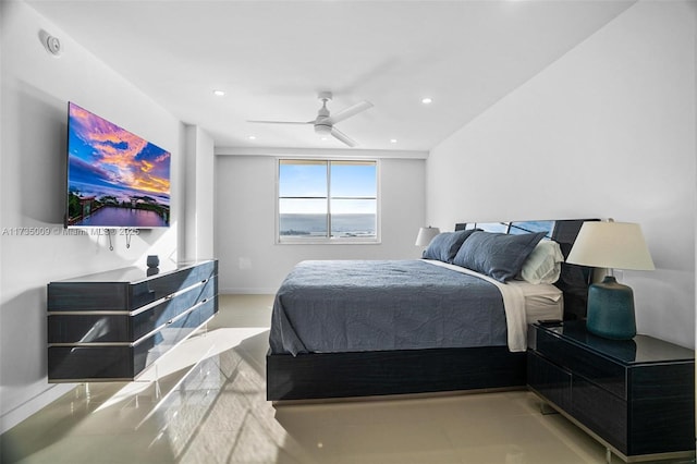 bedroom featuring ceiling fan