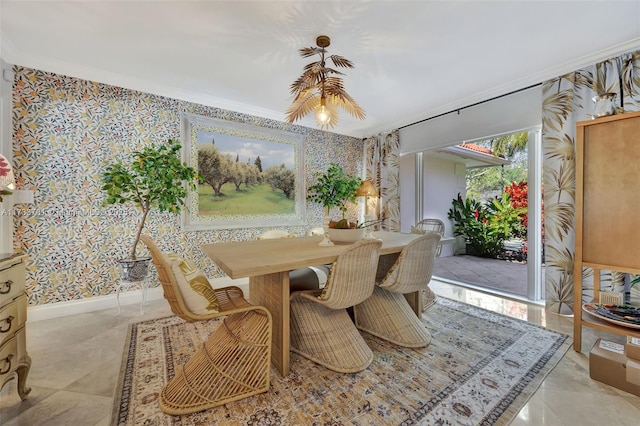 dining area with ornamental molding