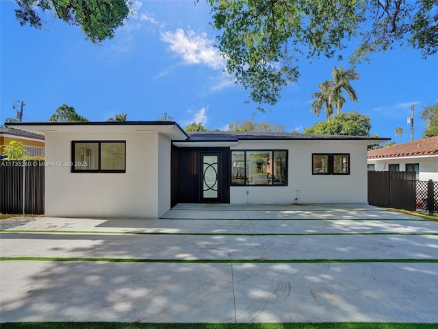 view of front of house featuring a patio area