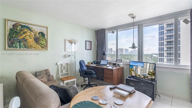 Listing photo 2 for 19201 Collins Ave Unit 527, Sunny Isles Beach FL 33160