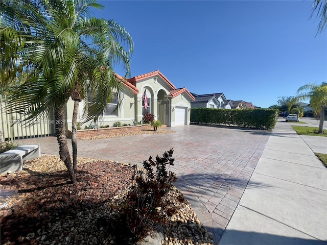 view of front of house with a garage