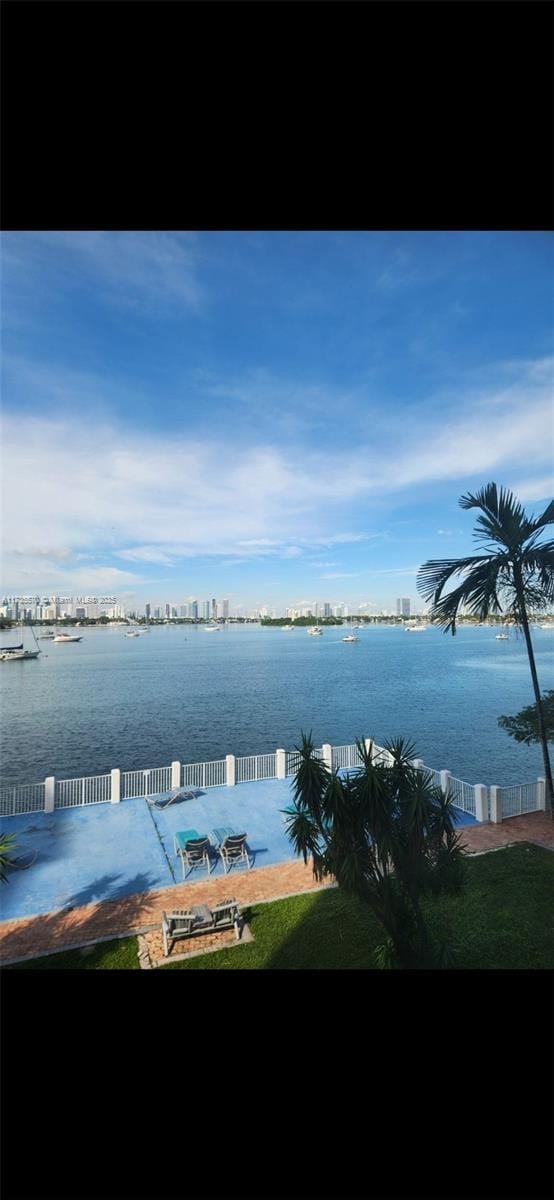 1250 W Ave Unit 2W, Miami Beach FL, 33139, 1 bedrooms, 1 bath condo for sale