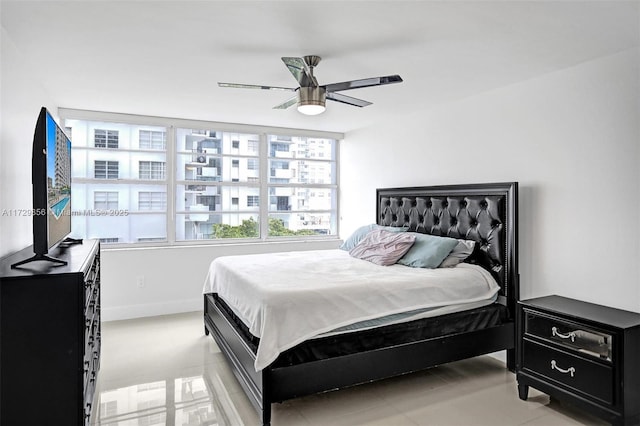 bedroom featuring ceiling fan