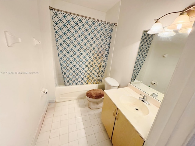 full bathroom featuring vanity, toilet, tile patterned flooring, and shower / bath combo