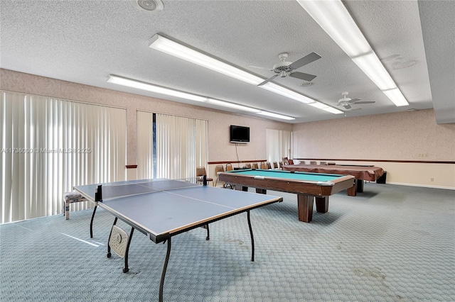 playroom featuring ceiling fan, carpet floors, billiards, and a textured ceiling