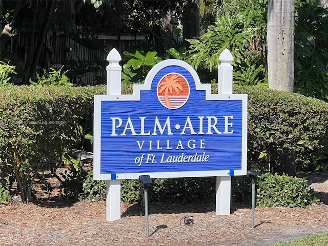 view of community / neighborhood sign