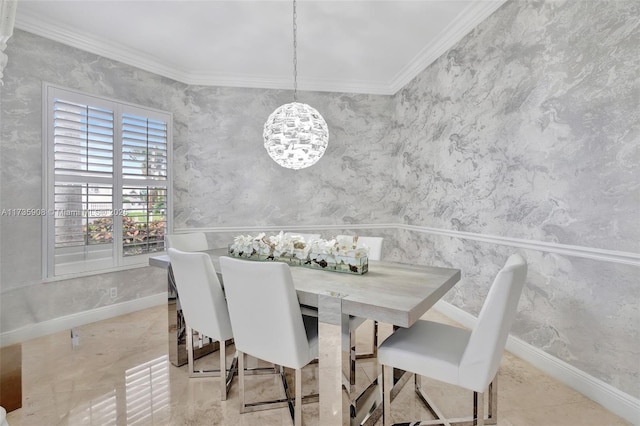 dining area with ornamental molding