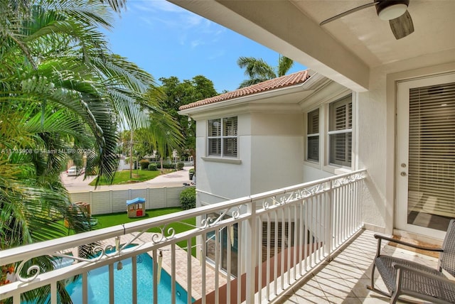 balcony with ceiling fan