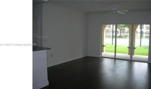 empty room featuring ceiling fan