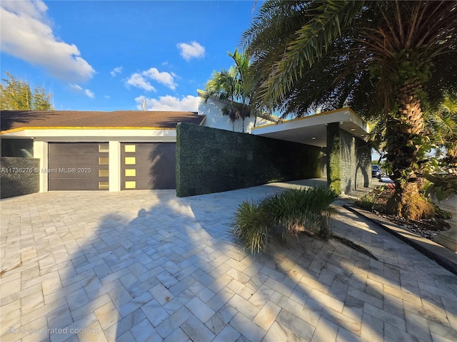 6321 SW 106th Ave, Miami, FL 33173 - view of front of home featuring a garage