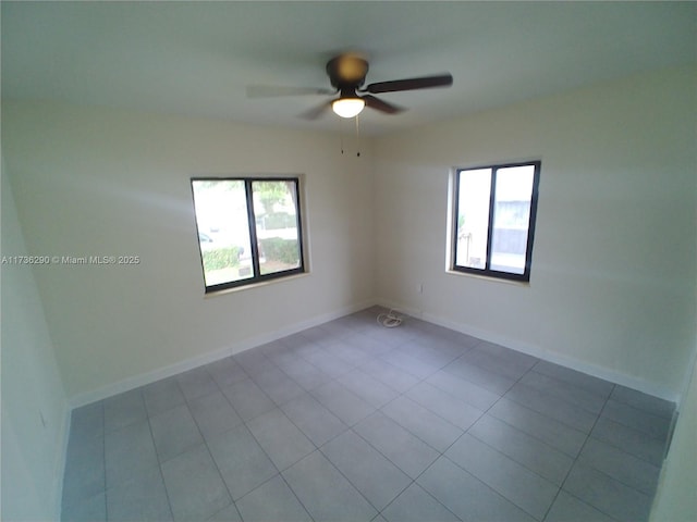 empty room with ceiling fan