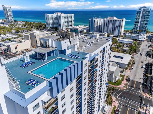 bird's eye view featuring a water view