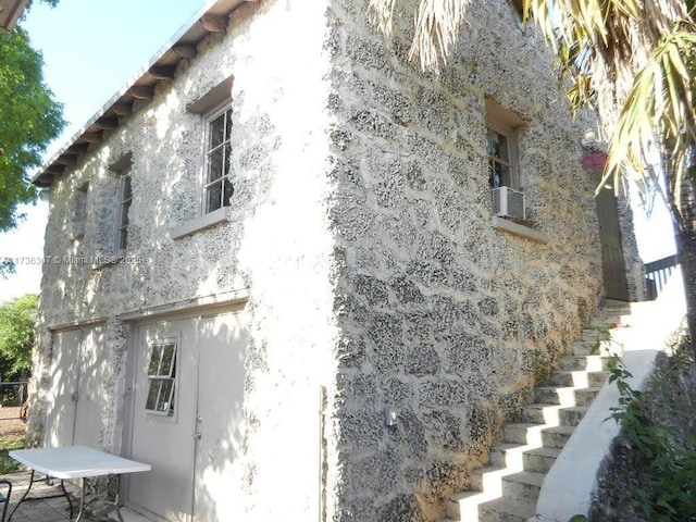 view of home's exterior