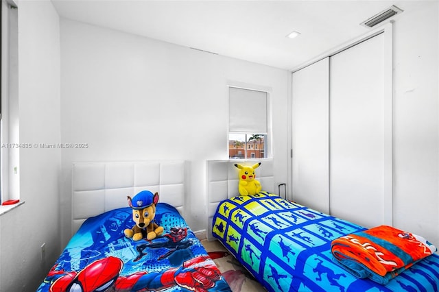 bedroom featuring a closet