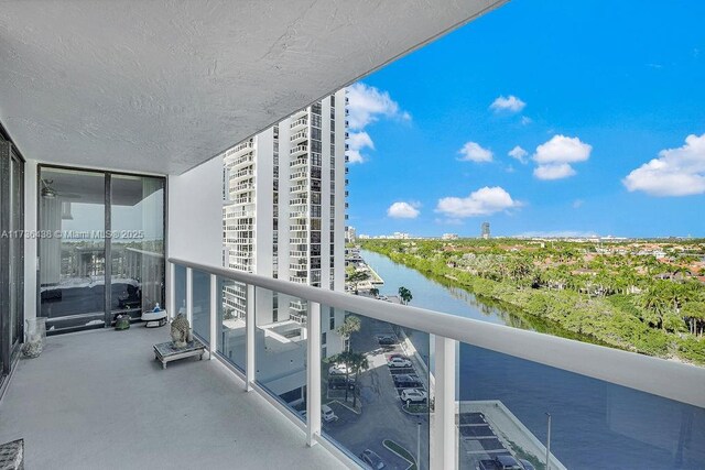 20515 E Country Club Dr Unit 1042, Aventura, FL 33180 - photo 25