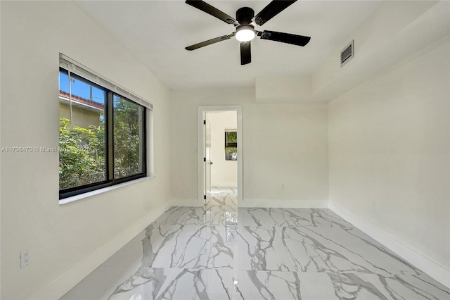 empty room with ceiling fan