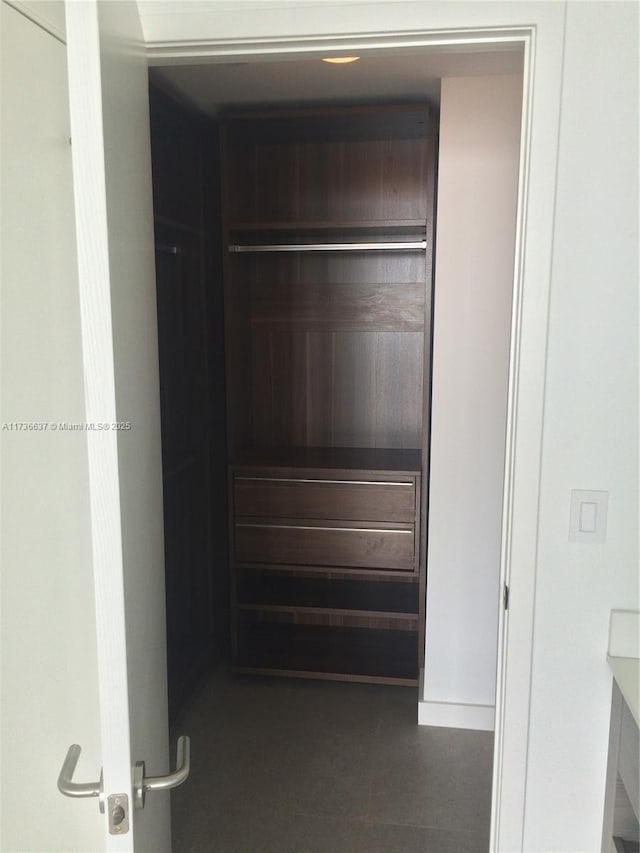 460 NE 28th St Unit 2503, Miami, FL 33137 - view of closet