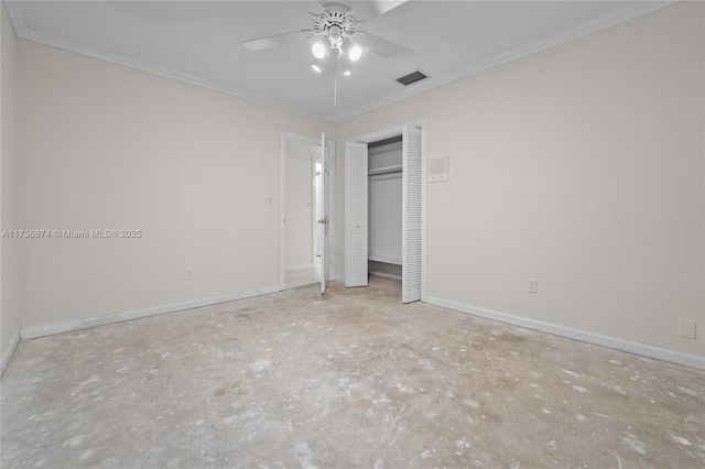 unfurnished bedroom featuring ceiling fan, a closet, ornamental molding, and concrete floors