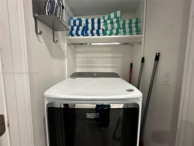 laundry room featuring washer / clothes dryer