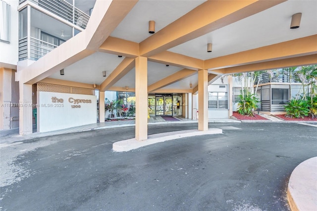 1200 Saint Charles Pl Unit Ph7, Pembroke Pines, FL 33026 - view of patio / terrace